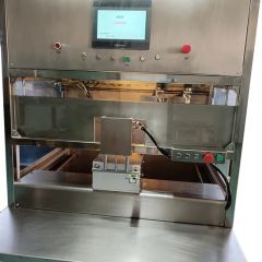 Versatile Robot Face Spray Coating for Fun Toy Customization - Image 1