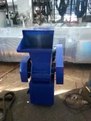 Industrial Crusher for Plastic Recycling Trademark GT Power 4kw-11kw Certification CE Model NO. 200-700 Output 100-400kg/H - Image 6