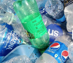 High-quality PET Bottle Scrap Hot Washed Mix Color Molding Grade Plastic Flakes Medical Grade Recycling Industrial Bulk - Image 3