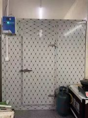 Versatile Cold Room with Reture Door for Optimal Storage Efficiency - Image 1