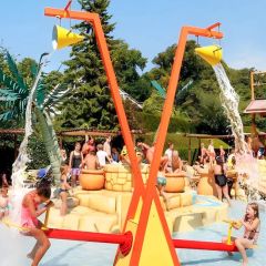 Fun Relaxing Immersive Themed Water Spray Toys Water Bucket Springboard Play Sketch Equipment - Guangzhou Hongxing Water Park Equipment Co., Ltd.