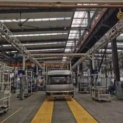 Automatic School Bus Body Robot Welder Height Bus Welding Line of Factory - Image 5