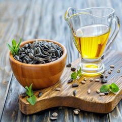 High Quality Organic Sunflower Oil Refined Edible Sun Flower Seed Cooking Oil Refined Sunflower Oil at Wholesale Price - Image 5