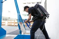 Backpack Portable Laser Cleaning Machine 70W 100W Origin China Style Portable Type Fiber Laser Specification 70W HS Code - Image 3