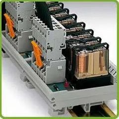 Pluggable PCB Connectors Connection Type Pluggable Secure Mechanism Cage Clamps Industries Electrical And Automobile Quality Assurance Stringently Checked Before - Image 1