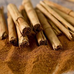 Pure Cinnamon Sticks And Cinnamon Powder With Natural Fragrance For Large Scale Cinnamon Procurement And Export - Image 2