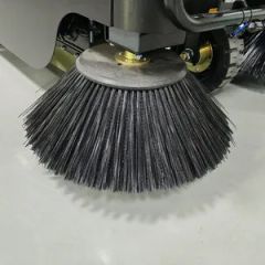 Industrial Driving Electric Road Sweeper Machine Street Floor Cleaning Machine - Image 5