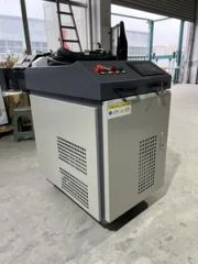 Professional Handheld Laser Welder with Adjustable Power Speed - Image 3