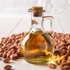 Premium Grade Pure Peanut Oil Natural Nutty Flavor Cooking Oil for Restaurants Home Cooking and Food Manufacturing Bulk Supply - Image 1