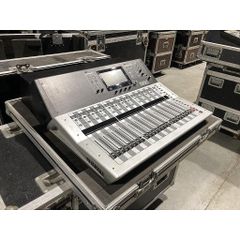 Yamaha TF3 24 Channel Digital Mixer - Image 3
