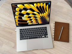 Refurbished Apple 2016-2021  MacBook Air 13-Inch ,14-Inch Laptops / MacBook Pro 14 Inch for Wholesale export worldwide - Image 1