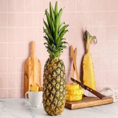 Wholesale Bulk Queen Pineapple Fresh Fruits Fresh Sweet Queen Pineapple - Image 3