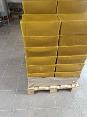 Beeswax 100% natural Form Wax Origin Ukraine Bulk Capacity 22t Packaging pallets Place of Origin Ukraine Color Light Yellow, yellow - Image 5