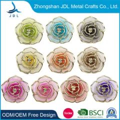Wholesale Metal Crafts Fashion Promotional Royal Crown Bag Hanger Meta Folding Purse Hook - Image 6
