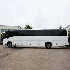 China Factory Large Capacity 12m 49-Seat Luxury Business Coach, Driving More Smoothly and Easily - Image 3