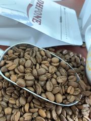 Rich Flavor Robusta Coffee Beans Export Standard Feature Neutral Taste Bag Coffee Robusta - Raw Coffee Beans / Made in Viet Nam – product photo 2, product detail gallery