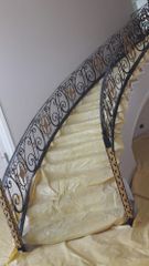 Floral Stairs Mild Steel Railing, For Home Color Black Design Floral Position Stairs Material Mild Steel Usage/Application - Image 1