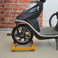 Floor Mounted Durable Modern 2 Bikes Carbon Parking E Bike Stand - Suzhou Litan Metal Co., Ltd.