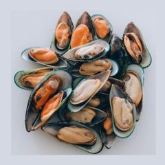 Good Price Shellfish Frozen Half Shell Blue Mussels Grade A Flavor Rich, Briny Max. Moisture (%) 5 Type Frozen Shellfish Mussels - Image 2