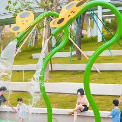 Fun Relaxing Eco Friendly Material Water Spray Toys Butterfly Water Play Sketch Equipment - Guangzhou Hongxing Water Park Equipment Co., Ltd.