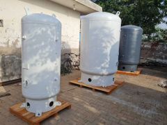 Vertical Air Receiver Tank Color Blue Rust Proof Yes Storage Capacity 1000 L Tank Orientation Vertical Material Of Construction - Image 4