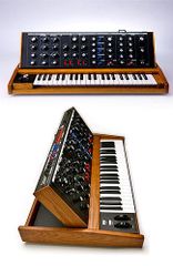 Moog Minimoog Voyager Old School 100% Analog Synth / 44keys in box,new // - Image 1