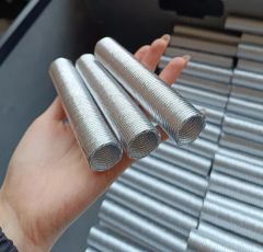 60mm Aluminum Foil Glass Fibre Heat Tube for Engine Parts Colour Silver HS Code 701959 Trademark JNFLEX Type Exhaust Pipe - Image 3