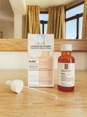 Effective La Roche-Posay Vitamin C Serum For A Fresh Radiant Look With Convenient Application And Daily Facial Care – product photo 2, product detail gallery