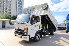 HOWO 4*2 140HP Van Garbage Trucks 5tons Payload 20T Fuel Diesel Models Large Origin China Tire 12r22.5 Condition New Brand - Image 4