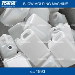 Liquid Storage Containers Extrusion Blow Molding Making Machine - Image 3