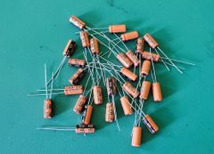 Through Hole Capacitor 2.2 uF Brand Keltron Tolerance 20% Capacitance 2.2 uF Material Aluminium Impregnation Dry Type Usage/Application - Image 3