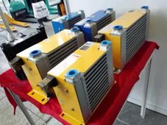 Motorcycle Cooling System Water-Cooled Sealed 1Y ISO9001 TS16949 Majestic 80x70x60cm - Image 3