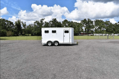 Two Horse Trailers / 2002 Kiefer Built 2 Horse Bumper Pull - Image 2