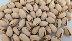 Pistachio with shell - Image 1