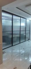 Aluminium Partition Fabrication Service, in Gurgaon Height 7-10 Feet Service Mode Offline Materials Used Aluminum Service Location/City - AR Interiors
