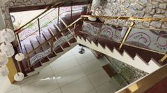 Stairs Gold PVD Hand Railing Position Stairs Wheel Width 35 Mm Railing Height 3FUT Wheel Diameter 120 Mm Material Stainless - Image 3