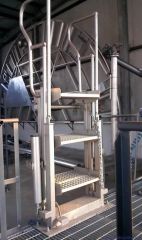 3 Steps Folding Stairs for Machinery Top Maintenance - Image 2