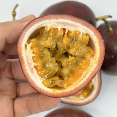 High Quality Fresh Purple Ripe Passion Fruits Supply 5kg-15kg - Image 1