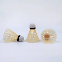Plastic Shuttlecock Dozen Manufacture Badminton Shuttlecock OEM Yes Usage Game Color Yellow Origin China Model NO. P102 Feature Durable - Image 2