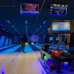 Diamond Glow Synthetic Lane Price Width 1.75m Origin China Condition New Shoes 6 Pairs Material Steel HS Code 95049000 Model NO. - Image 3