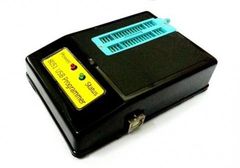 ATMEL USB Programmer Brand Rndmfg Voltage 220V IP Rating IP55 Frequency 50 Hz Packaing Type Box Phase Single Phase Supply Voltage 3 - Image 3
