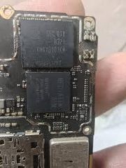 Smartphone Motherboard  Scrap - Image 2