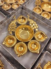 Brass plating Metal peacock urli Size/Dimension 8" Brand Vigo brother's Color Brass gold plating Weight 250 gm with window - Image 4