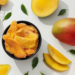 Premium Dried Mango Slices Naturally Sweet Chewy Fruit Snack For Home Use Retail Stores Cafes - Image 2
