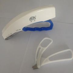 35W Staples Skin Sture Group Male Origin China Model NO. 35W Trademark CYS HS Code 9018909919 Application Hospital Specification - Image 3