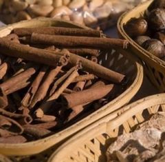 Pigeon Peas, Soya Beans, and Sugar Beans And spices such as Cinnamon, Cardamom, Cloves,coriander,cumin - Image 2