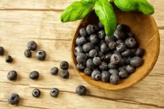 Pure Water Soluble Spray Dried Maqui Berry Concentrate Juice Powder - Image 6