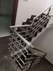 Balcony Stainless Steel Railings, For Office Design Bar Color Silver Position Balcony Diameter Customised Chromium Content - Image 2