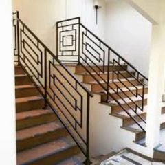 Floral Stairs Mild Steel Railing, For Home Color Black Design Floral Position Stairs Material Mild Steel Usage/Application - Image 2