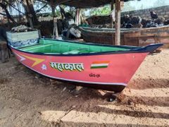 Petrol Frp Fishing Boats Height 3 Feet Length 16 Feet Width 5.6 Feet Power Source - Image 9